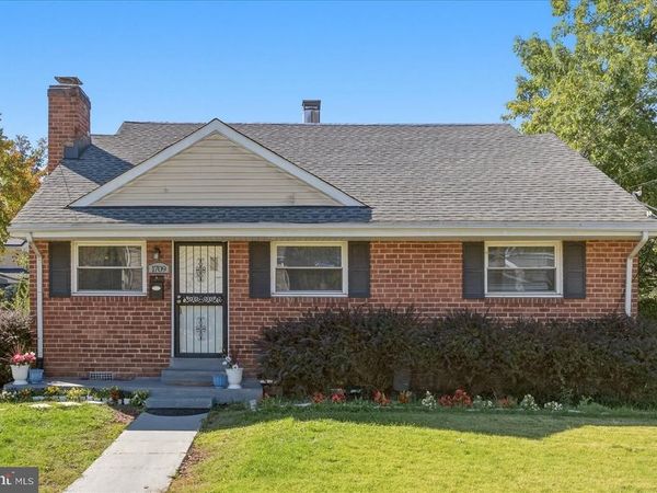 1709 LANGLEY WAY, HYATTSVILLE, MD 20783