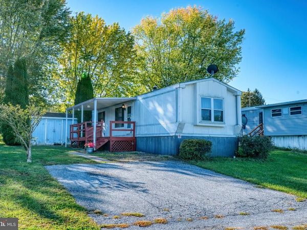 16 WALNUT COURT , FLEETWOOD, PA 19522