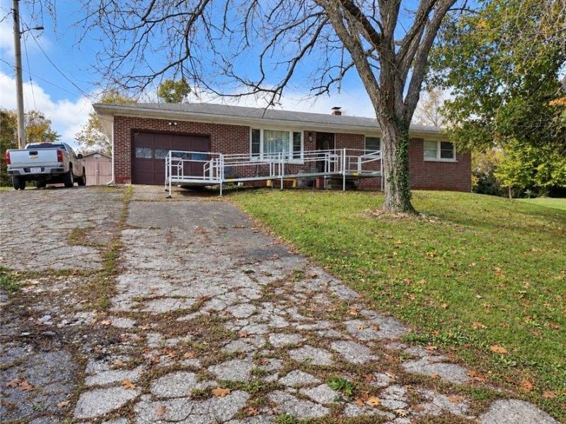 7239 Middletown Germantown Road, Middletown, OH 45042 Photo 1
