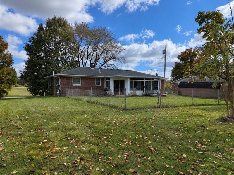 7239 Middletown Germantown Road, Middletown, OH 45042 Photo 2