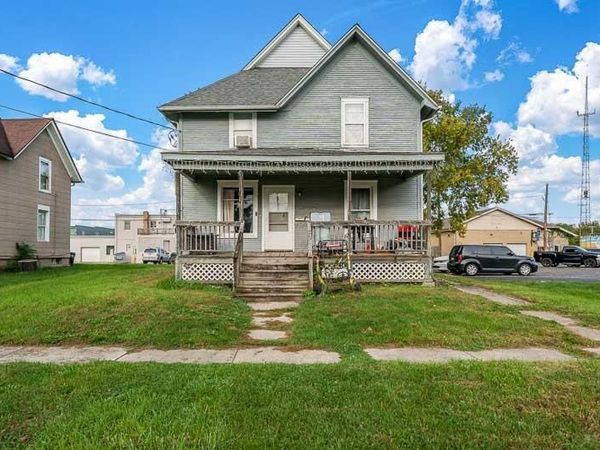 526 ROSCOE Avenue, SOUTH BELOIT, IL 61080