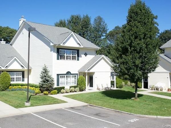 404 Center Court , Unit 404, Medford, NY 11763