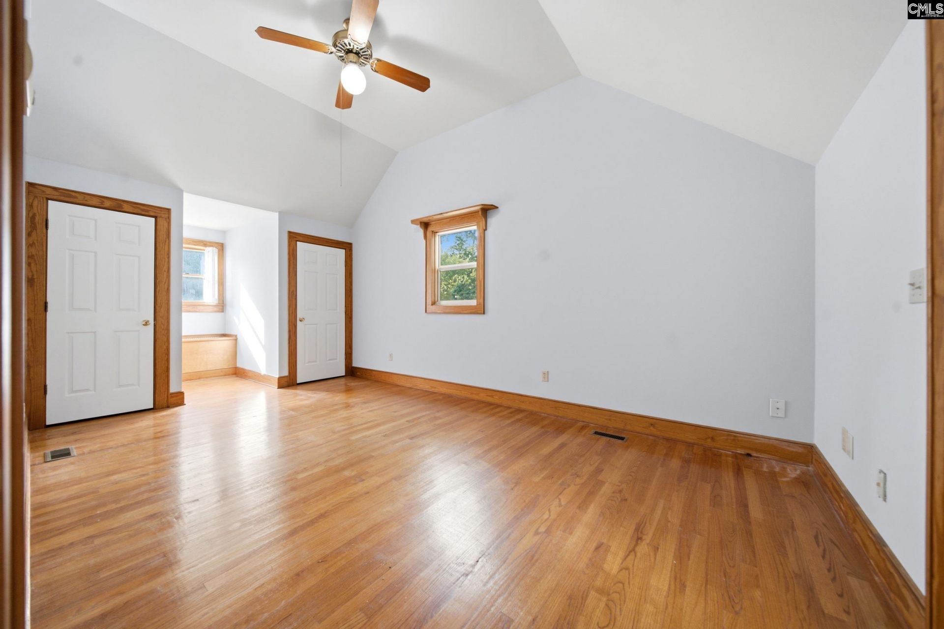 409 Mallard Lakes Drive  Photo 31