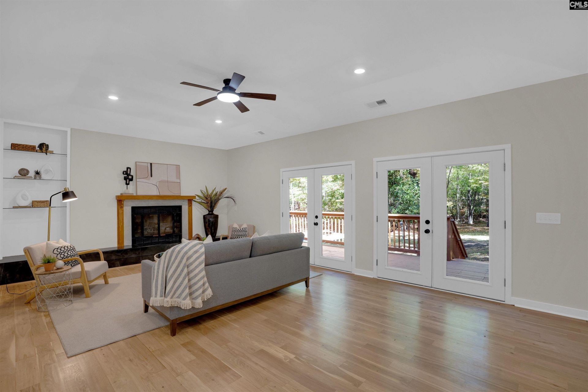105 Deer Tract Drive  Photo 5
