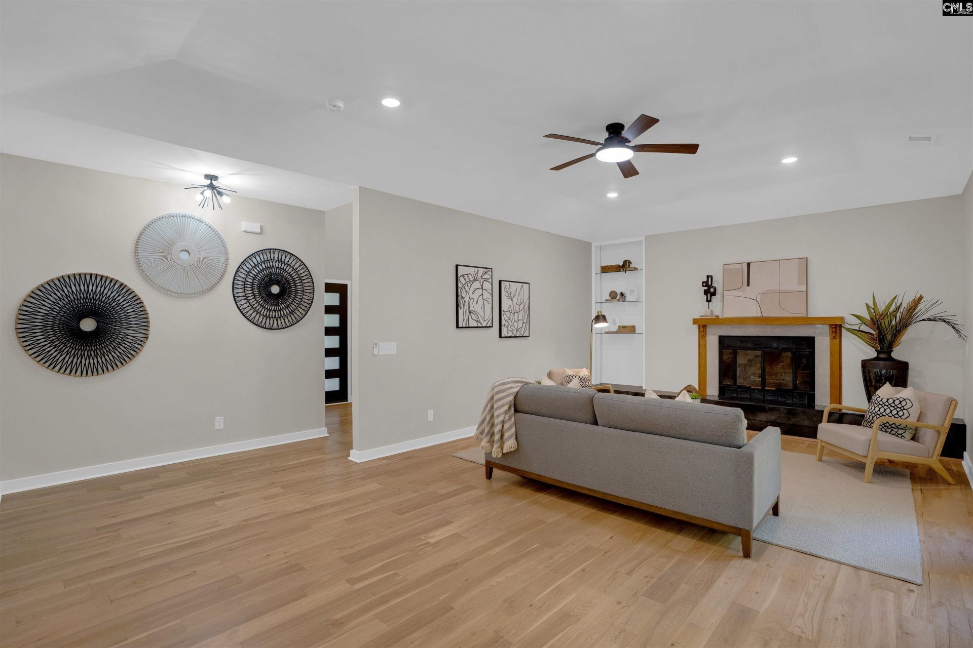 105 Deer Tract Drive  Photo 6