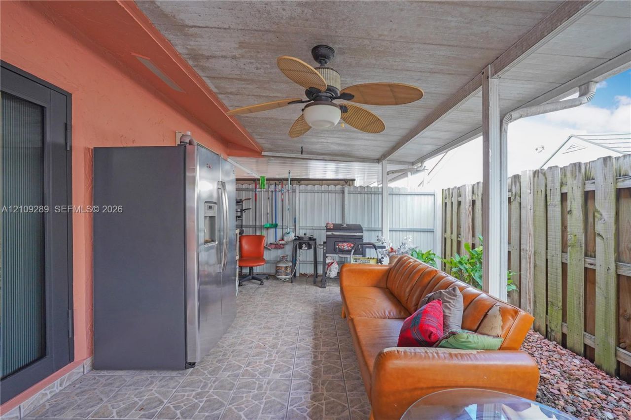 10241 NW 125th St , Hialeah Gardens, FL 33018 Photo