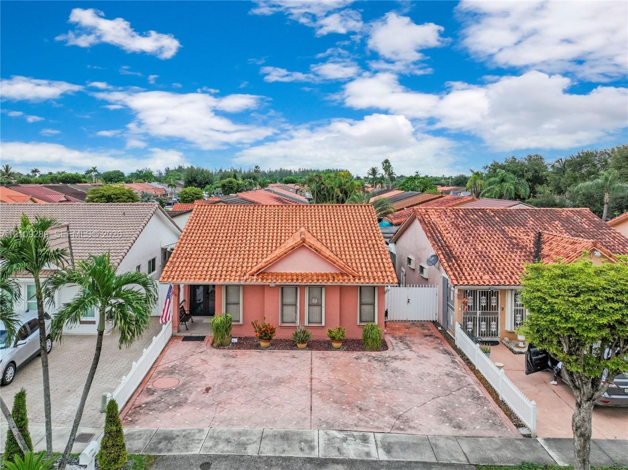 10241 NW 125th St , Hialeah Gardens, FL 33018 Photo
