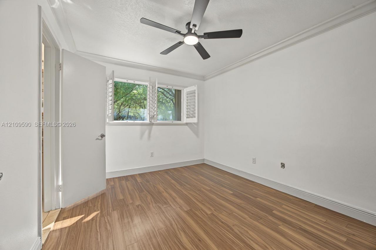 7715 SW 122nd St, Pinecrest, FL 33156 Photo