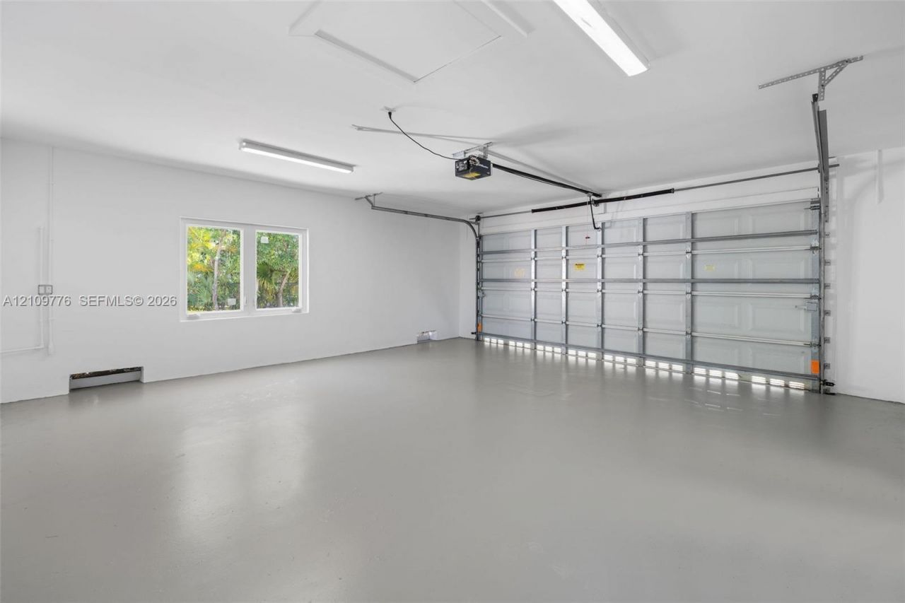 251 N Shore Dr , Unit 251, Miami Beach, FL 33141 Photo