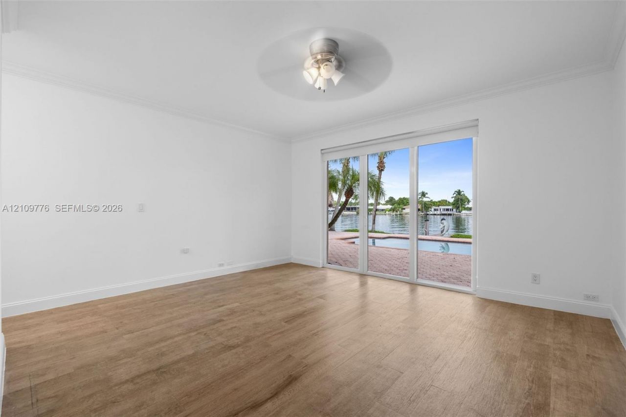 251 N Shore Dr , Unit 251, Miami Beach, FL 33141 Photo