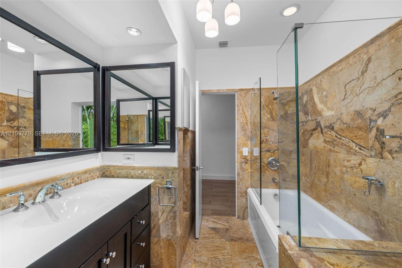251 N Shore Dr , Unit 251, Miami Beach, FL 33141 Photo
