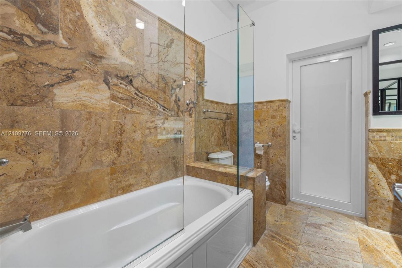 251 N Shore Dr , Unit 251, Miami Beach, FL 33141 Photo