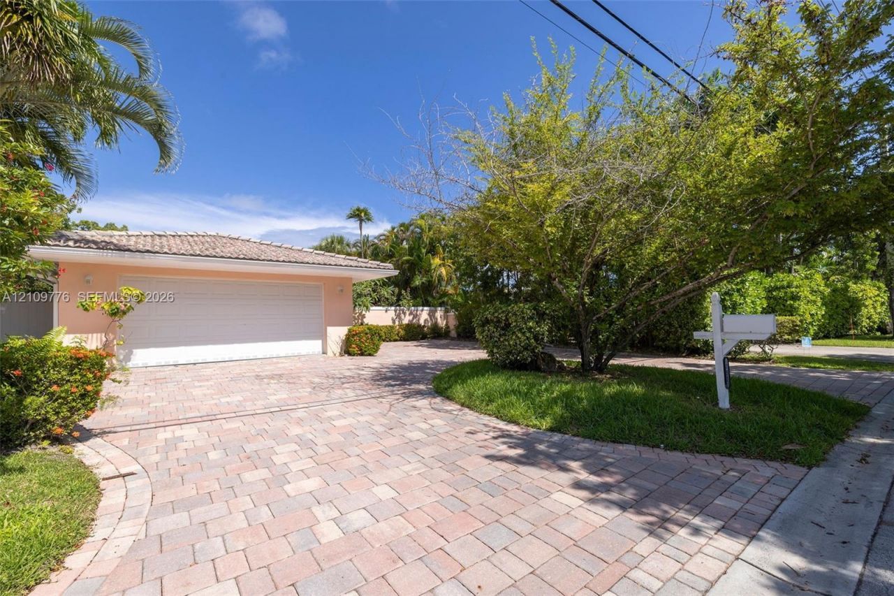 251 N Shore Dr , Unit 251, Miami Beach, FL 33141 Photo