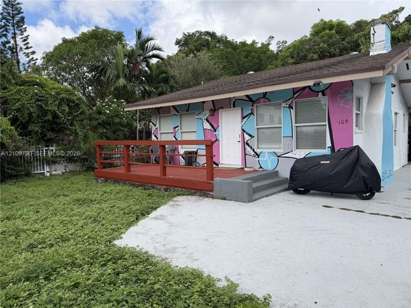 105 NW 31st St , Unit 105, Miami, FL 33127