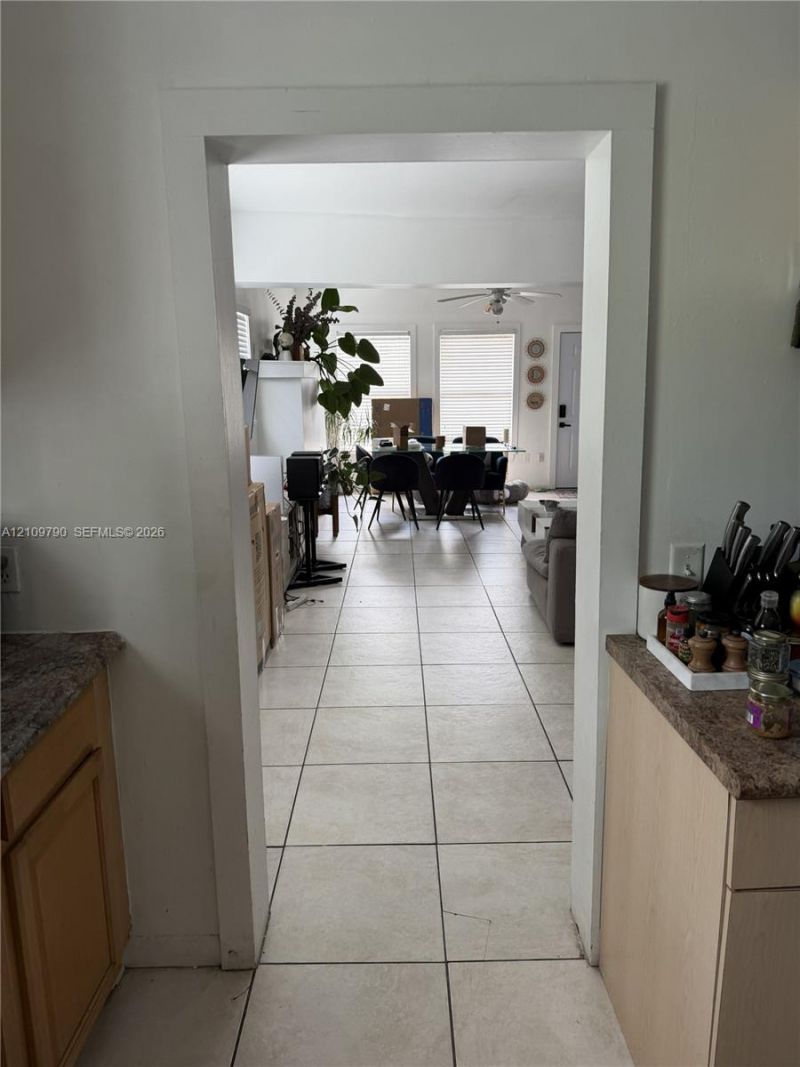 105 NW 31st St , Unit 105, Miami, FL 33127 Photo