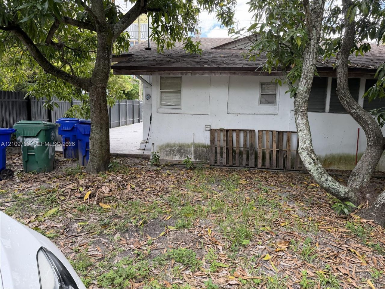 105 NW 31st St , Unit 105, Miami, FL 33127 Photo