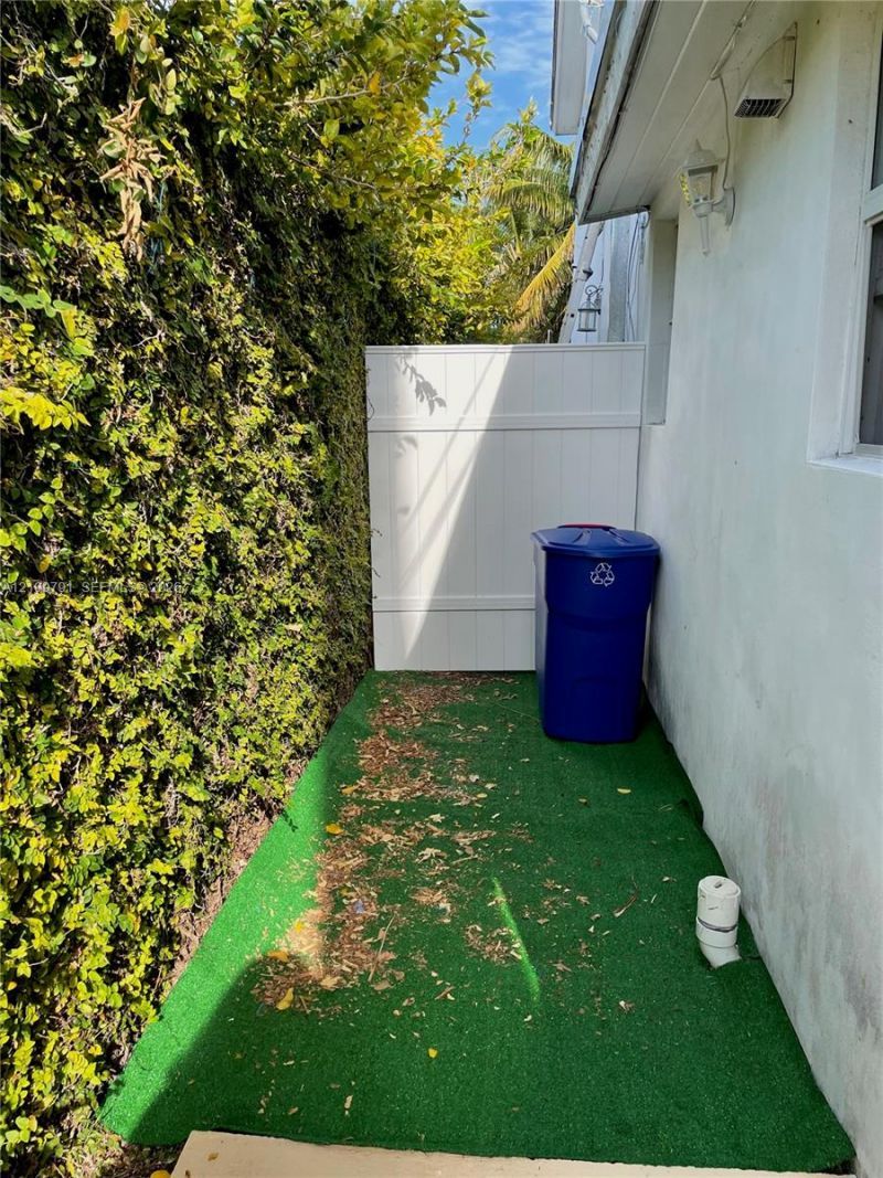 1365 Marseille Dr , Unit 1, Miami Beach, FL 33141 Photo