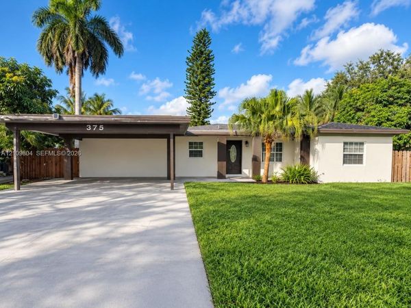 375 NW 153rd St , Miami, FL 33169