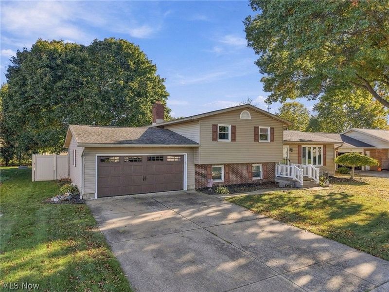 116 Karns Drive, Dover, OH 44622 Photo 3