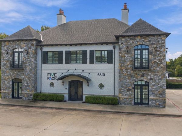 6810 E 121st Street S, Bixby, OK 74008