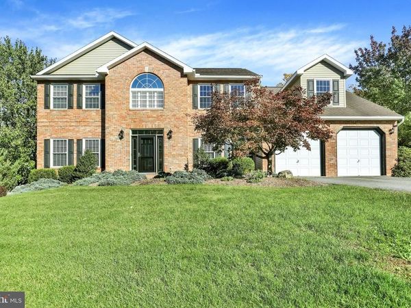 165 ROJA LANE, MERTZTOWN, PA 19539