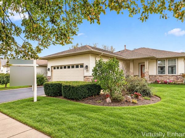 12901 Applewood Drive , Huntley, IL 60142
