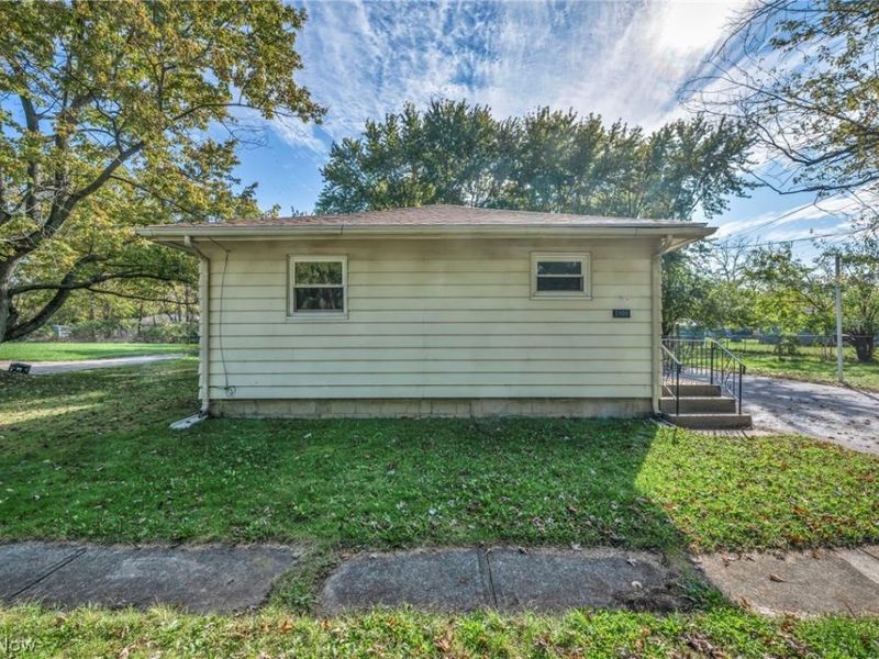 2900 Brenner Drive, Lorain, OH 44053 Photo 37