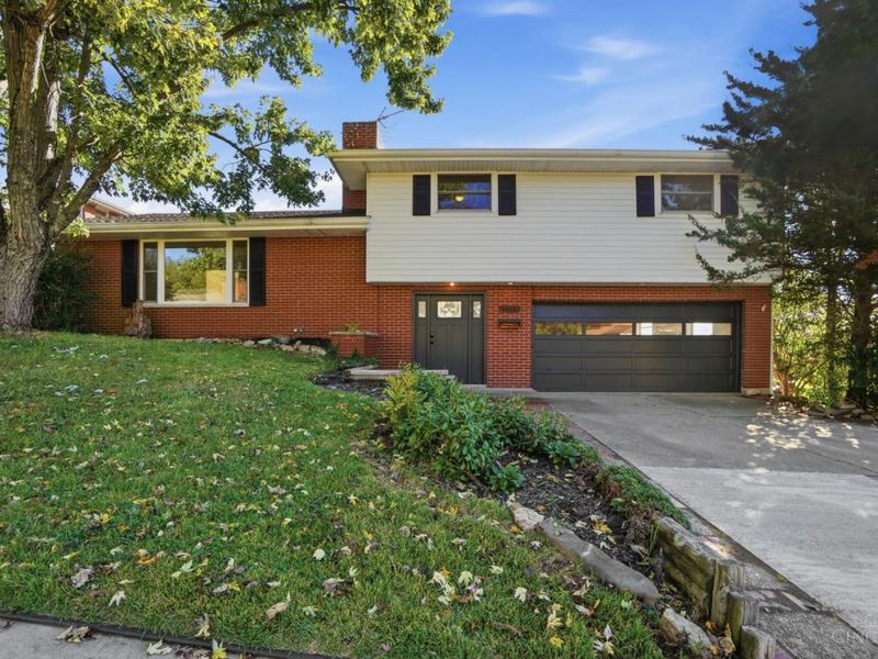 1192 Cadillac Drive, Hamilton, OH 45013 Photo 2