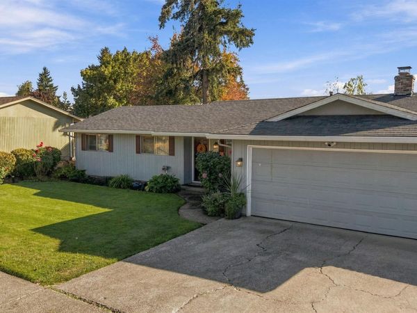 4722 Swegle Rd NE, Salem, OR 97301