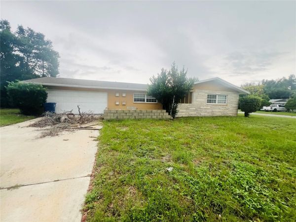 7427 JASMINE BOULEVARD , PORT RICHEY, FL 34668