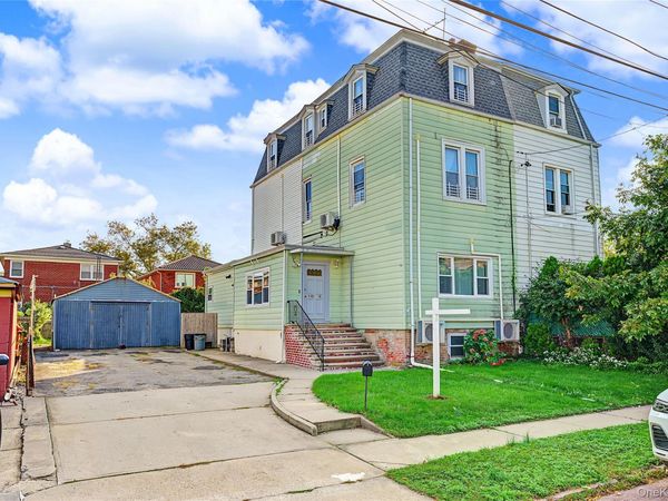 14916 16th Road, Whitestone, NY 11357