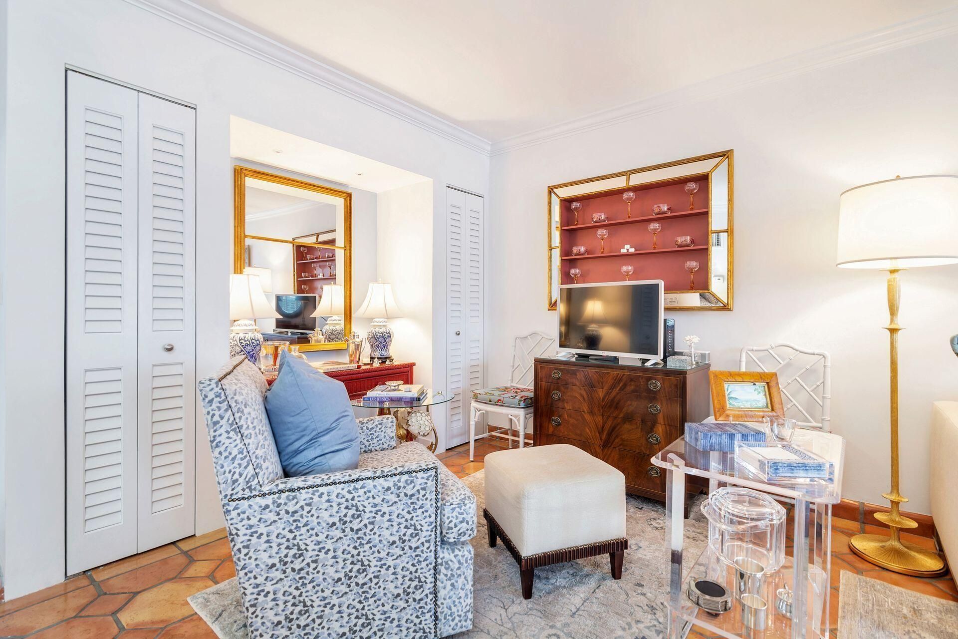 401 Peruvian Avenue, Unit 1040, Palm Beach, FL 33480 Photo
