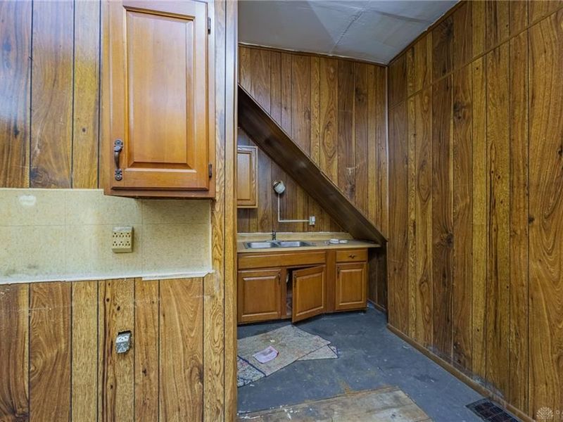 307 Xenia Avenue, Dayton, OH 45410 Photo 3