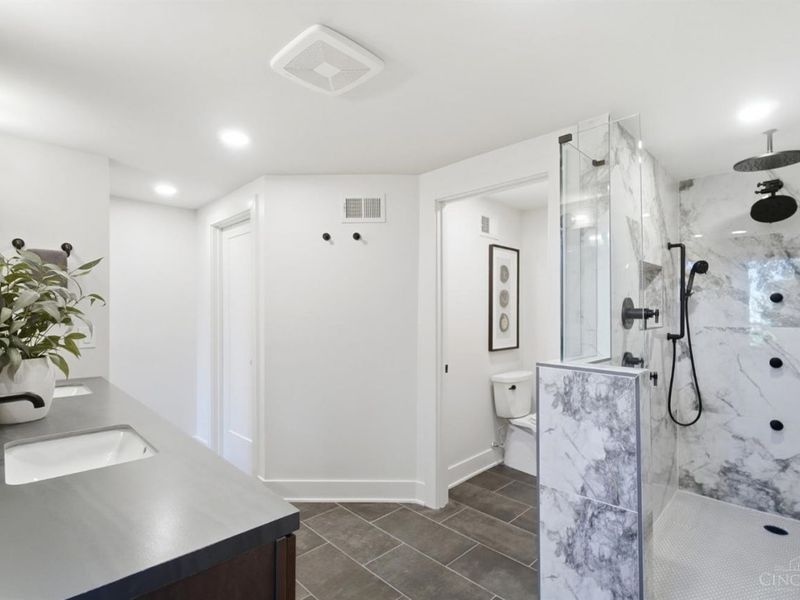 1775 E Mcmillan Street, Unit 2, Cincinnati, OH 45206 Photo 26