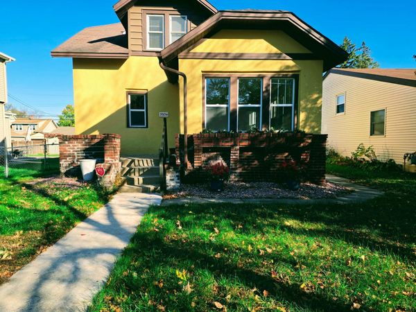 3934 Vera Cruz Avenue N, Robbinsdale, MN 55422