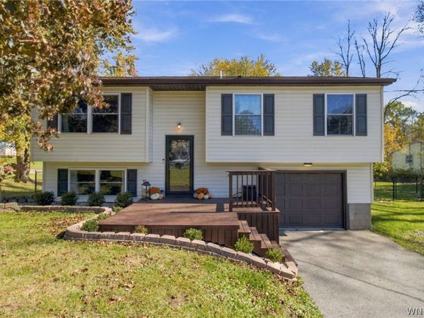 48 Longs Lane , Corfu, NY 14036