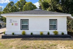 2141 Waverly Street  photo 4