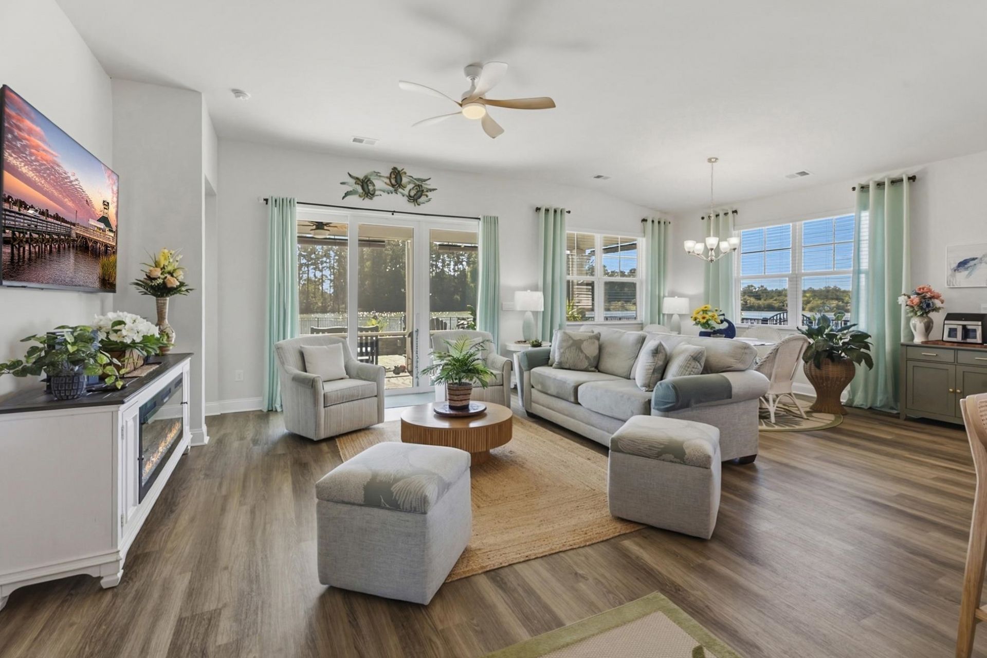 605 Coquina Bay Dr.  Photo 7