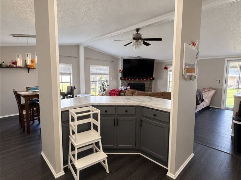 221 Gull Drive, Elyria, OH 44035 Photo 8
