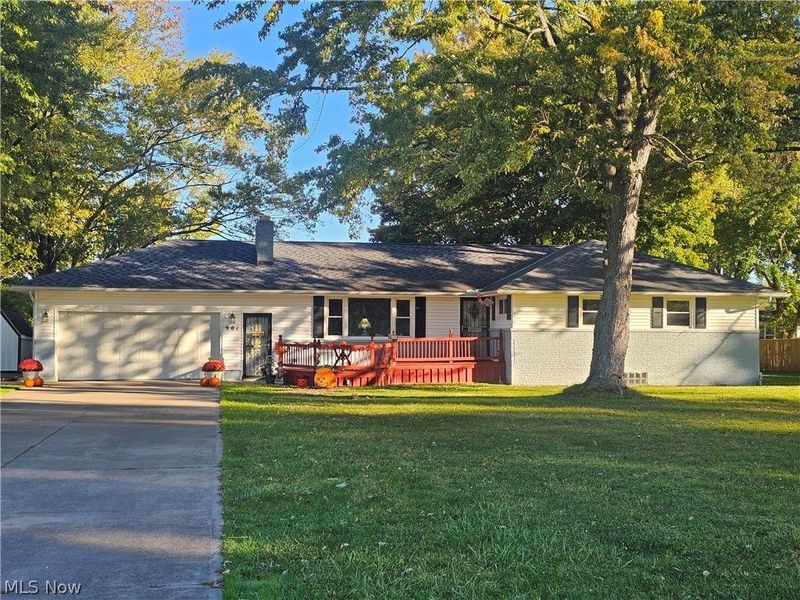 901 Columbia Drive , Amherst, OH 44001 Photo 1