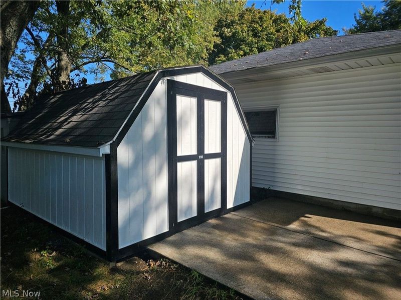 901 Columbia Drive , Amherst, OH 44001 Photo 13