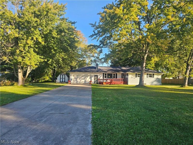 901 Columbia Drive , Amherst, OH 44001 Photo 2