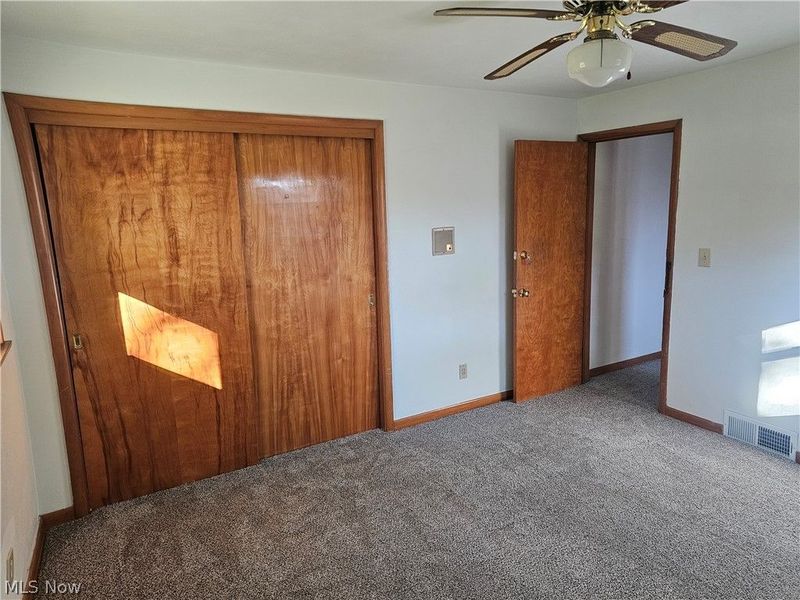 901 Columbia Drive , Amherst, OH 44001 Photo 33