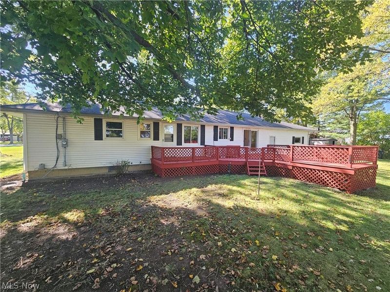 901 Columbia Drive , Amherst, OH 44001 Photo 5