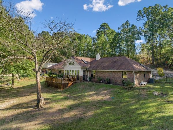 4622 W State Highway 3 , Broken Bow, OK 74728