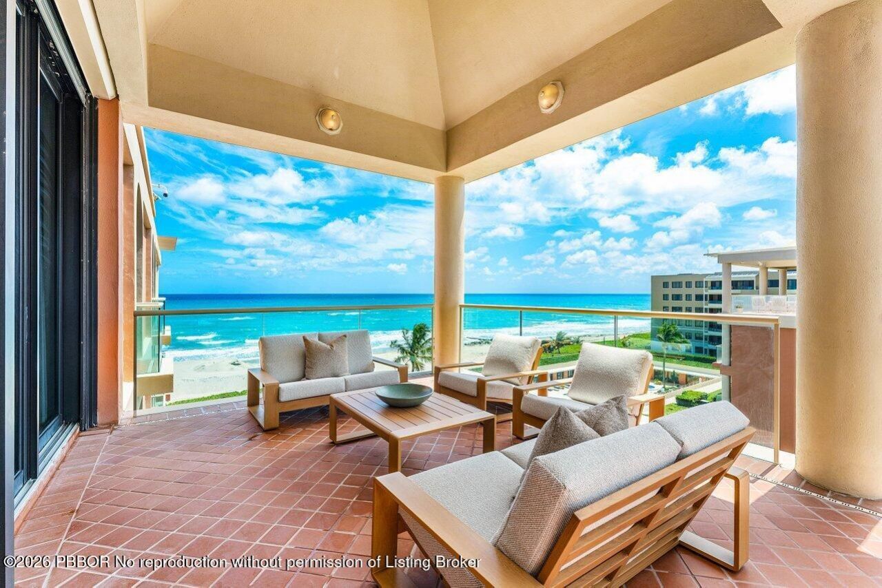 2 N Breakers Row, Unit NPH4, Palm Beach, FL 33480 Photo