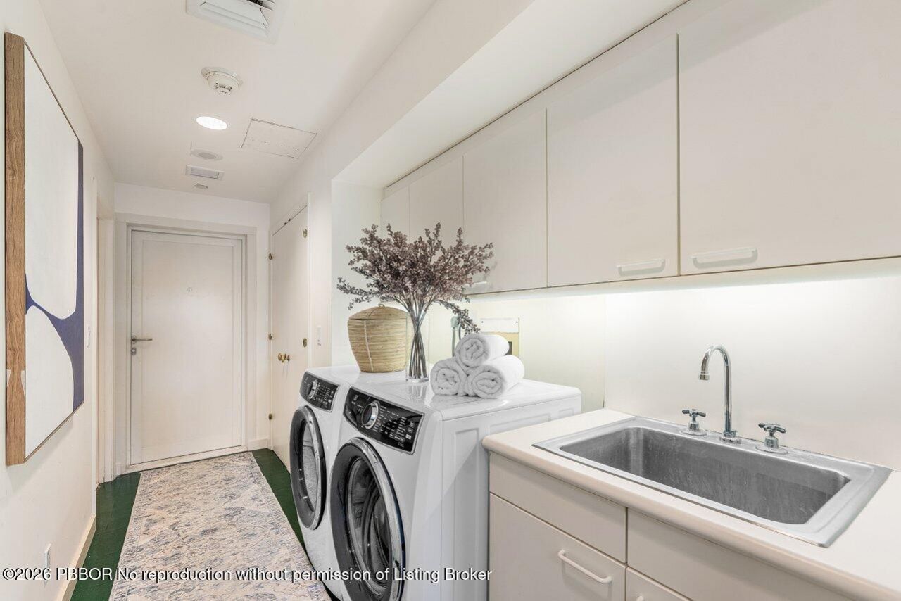 2 N Breakers Row, Unit NPH4, Palm Beach, FL 33480 Photo