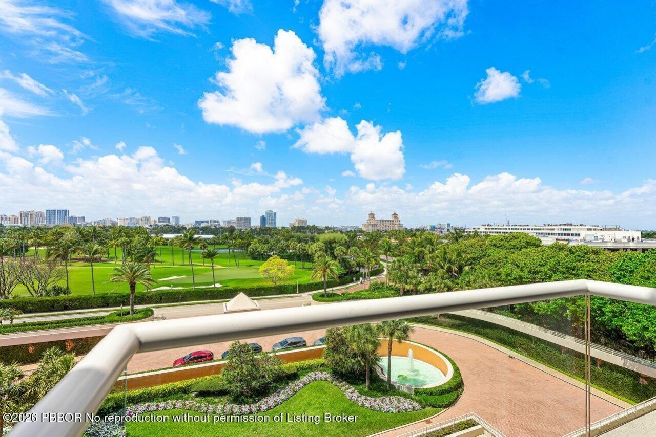 2 N Breakers Row, Unit NPH4, Palm Beach, FL 33480 Photo