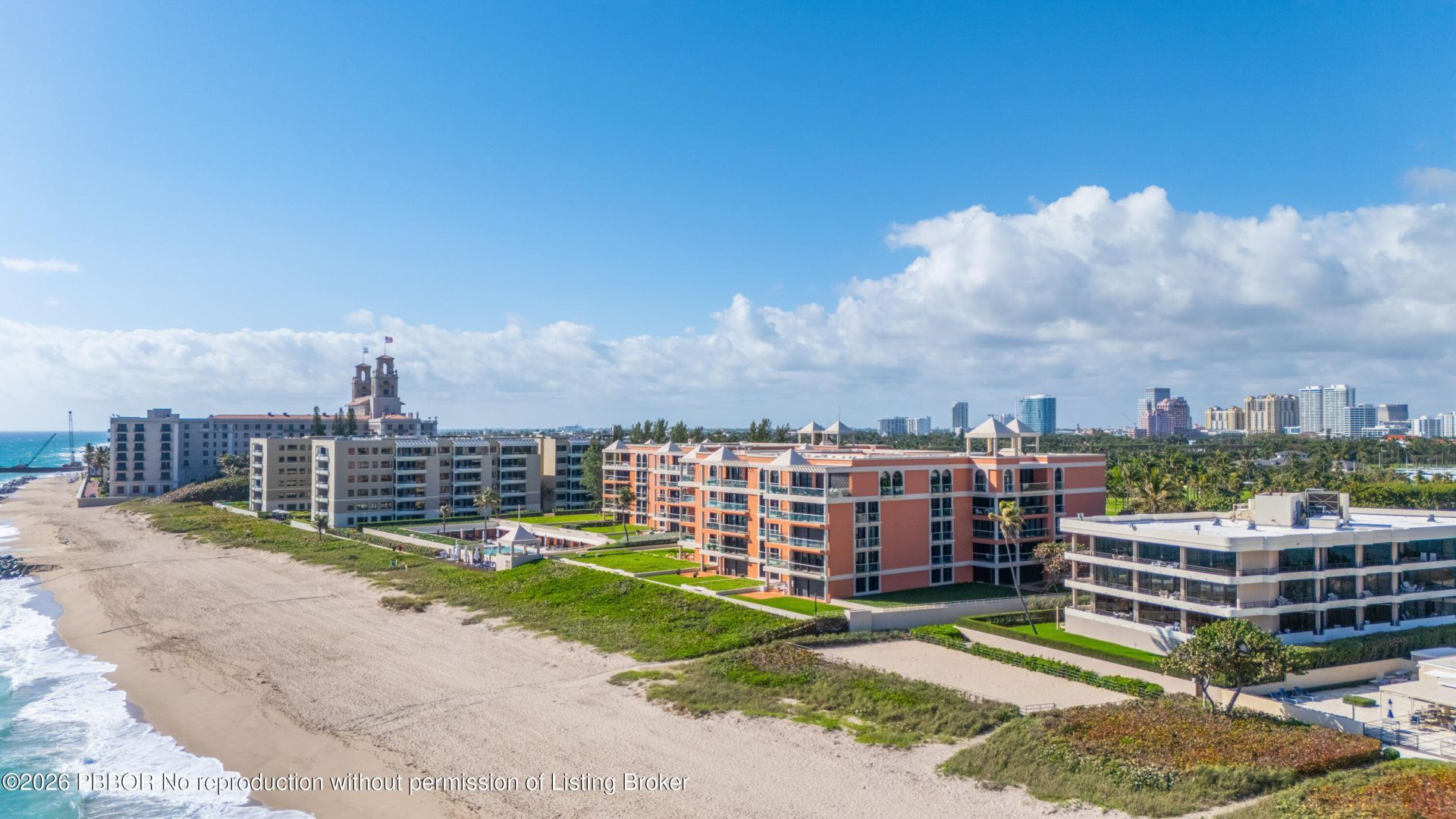 2 N Breakers Row, Unit NPH4, Palm Beach, FL 33480 Photo