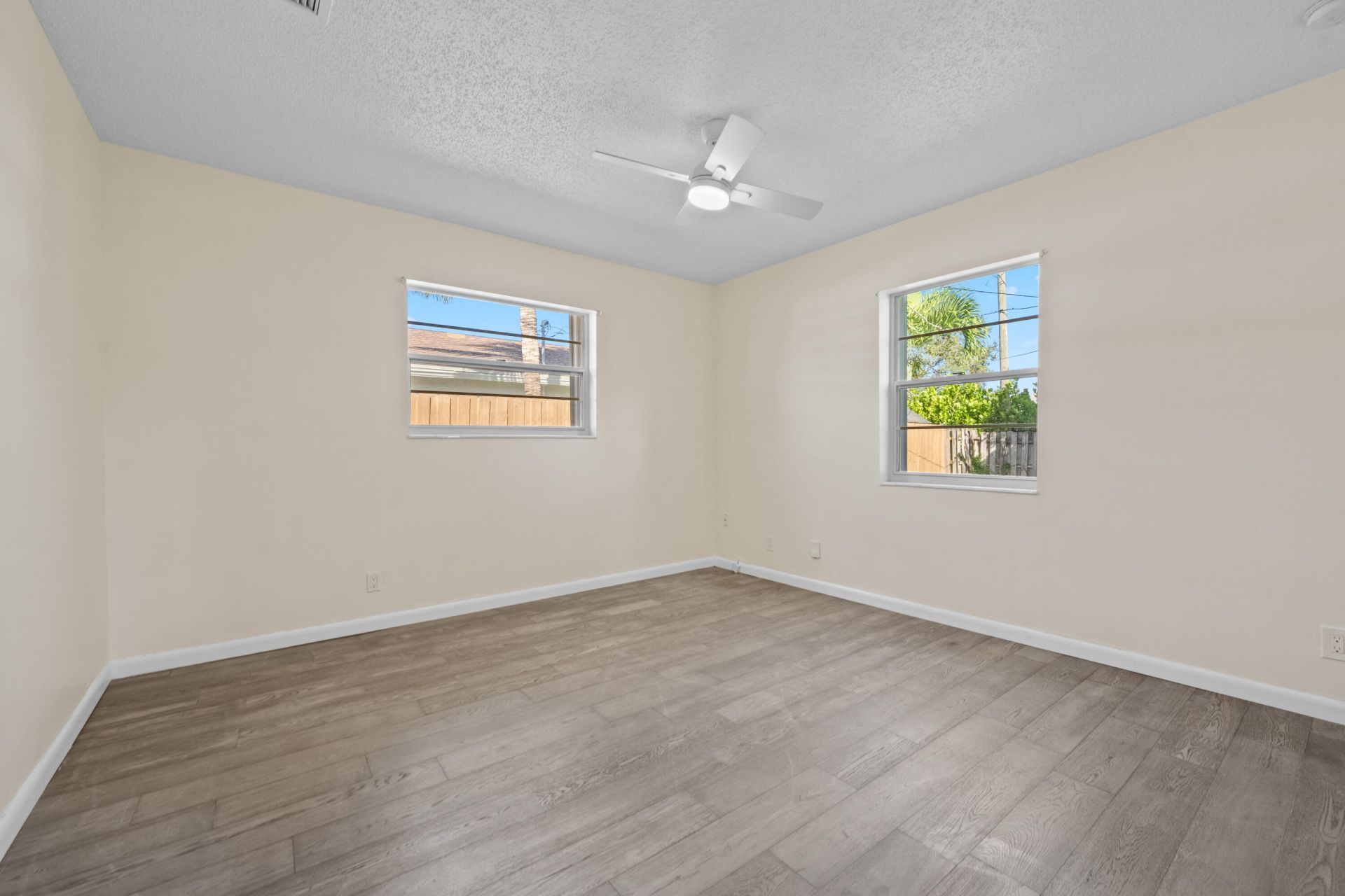 1095 Chickasaw Street, Jupiter, FL 33458 Photo